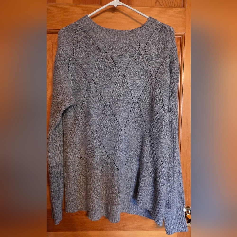 Sonoma Women's Gray Crewneck Knit Sweater